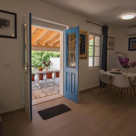 Studio Apartman Roza Ston Exterior photo